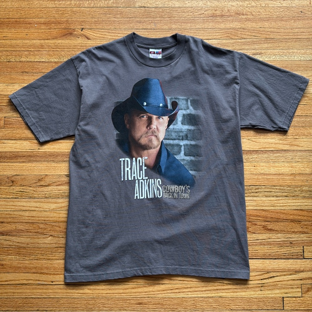 Vintage Y2K Trace Adkins T-Shirt / Cowboy's Back In Town / 2011 Tour / XL